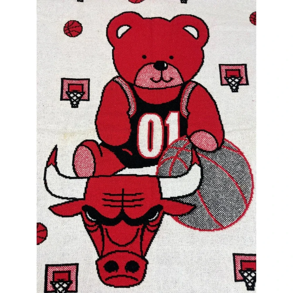 Chicago Bulls Woven Tapestry Throw Blanket Teddy Bear Red White‎ Reversible
